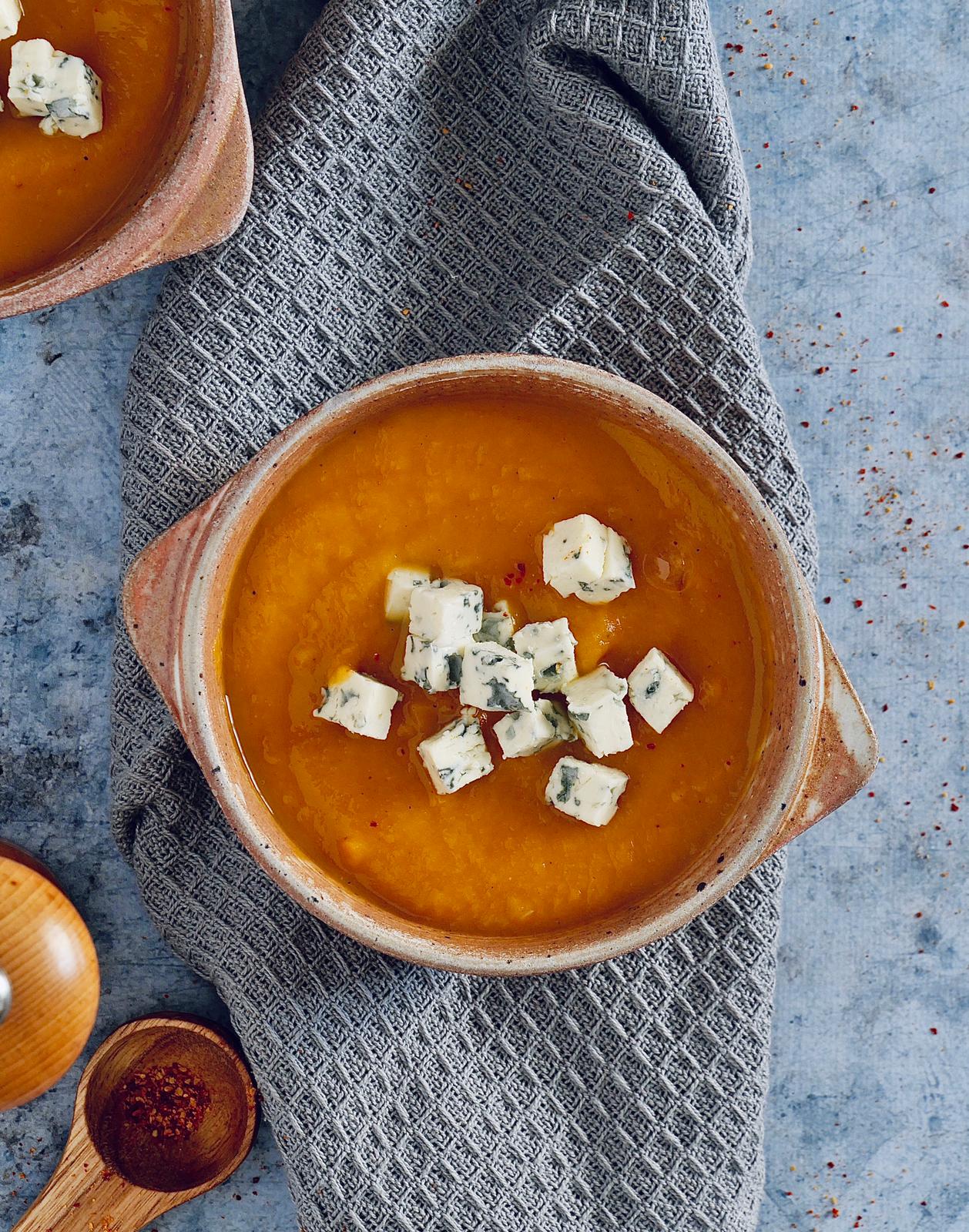 Soupe patate douce, poire et fourme d'Ambert