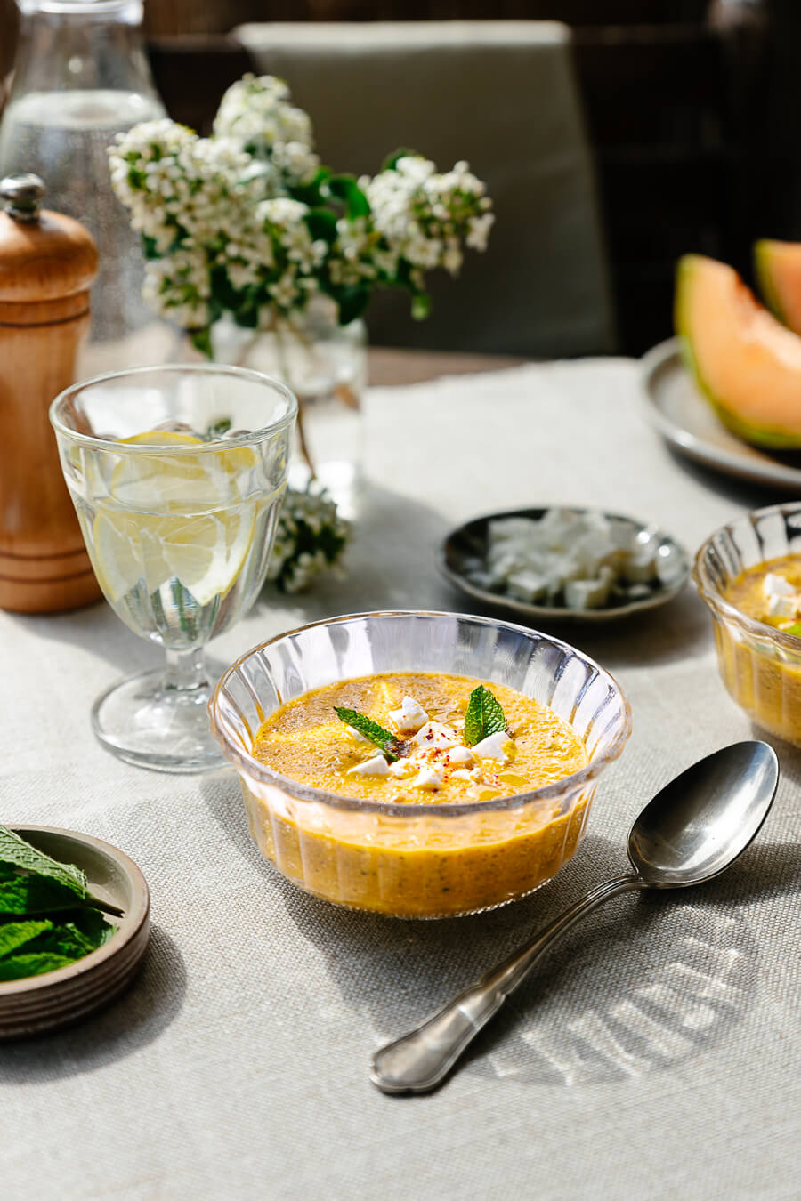 Gaspacho melon, feta et menthe Cannelle et Coriandre